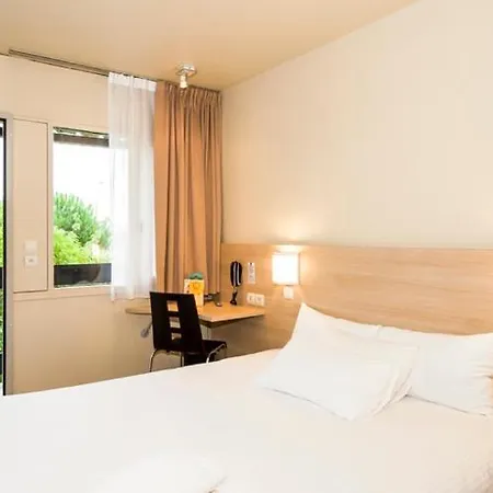 Hotel The Originals Access Bordeaux Aeroport Mérignac