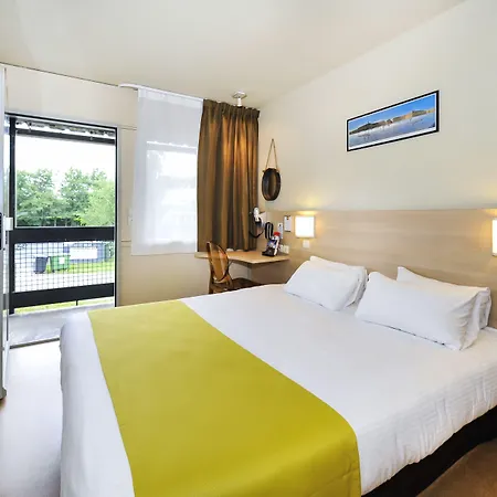 Hotel The Originals Access Bordeaux Aeroport