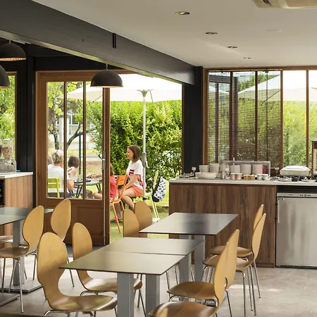 The Originals Access Bordeaux Aeroport Merignac (Gironde)