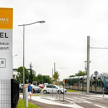 Hotell The Originals Access Bordeaux Aeroport 2*