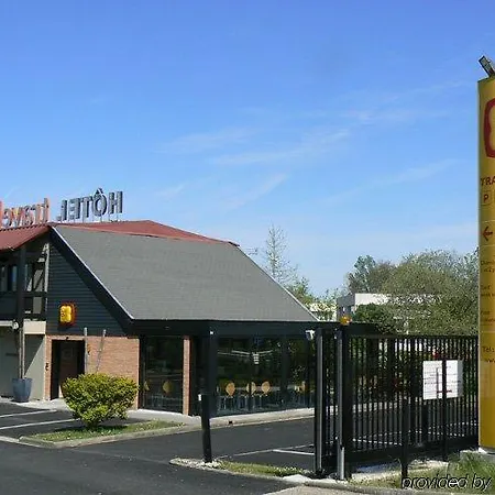 Hotel The Originals Access Bordeaux Aeroport