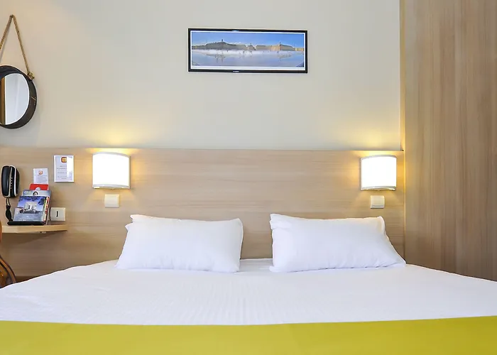 Hotel The Originals Access Bordeaux Aeroport Mérignac