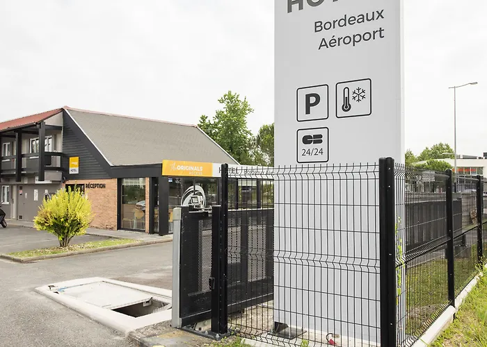 The Originals Access Bordeaux Aeroport Hotel 2*